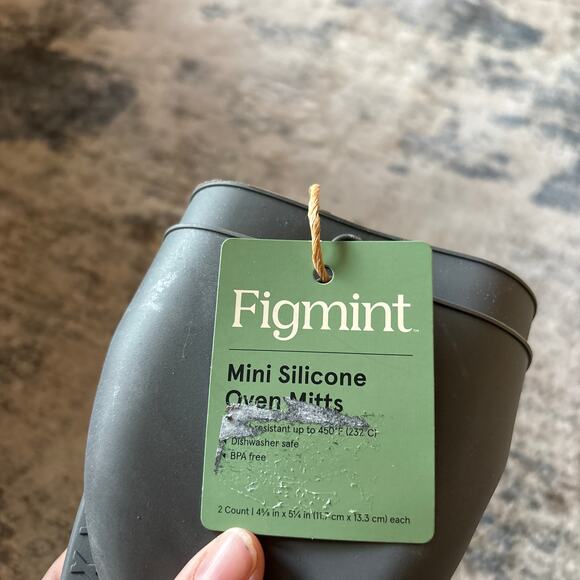 Figmint Mini Silicone Oven Mitts Gray Kitchen NEW 2 Count - Picture 3 of 5